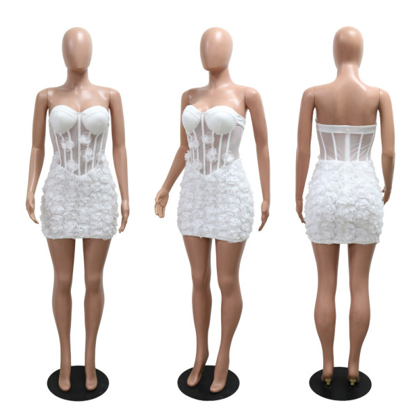 Strapless three-dimensional flower wrapped buttocks dress
