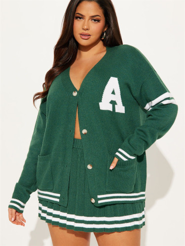 Versatile knitted loose long sleeved cardigan and pleated short skirt set