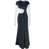 Solid color dress with slanted collar, sleeveless ribbon, fishtail skirt