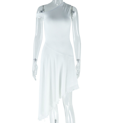 Slanted collar exposed single shoulder sleeveless irregular skirt