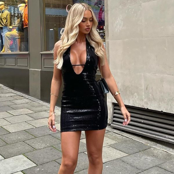 Deep V hollow out backless hanging neck and hip bag dress