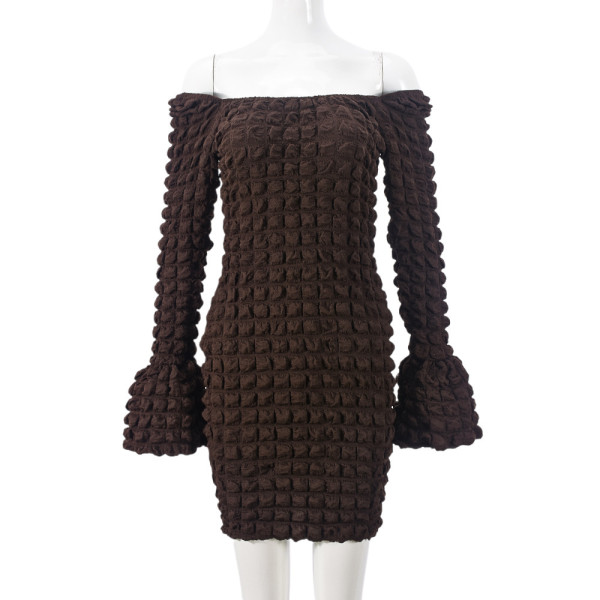 Bubble cloth hollow chest wrapped trumpet long sleeved dress