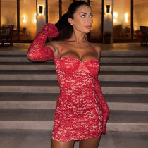 Hanging neck perspective high waist and hip hugging dress