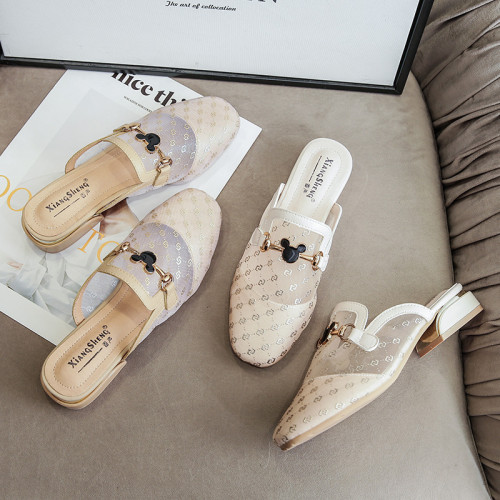 External mesh breathable flat bottomed soft soled toe slippers