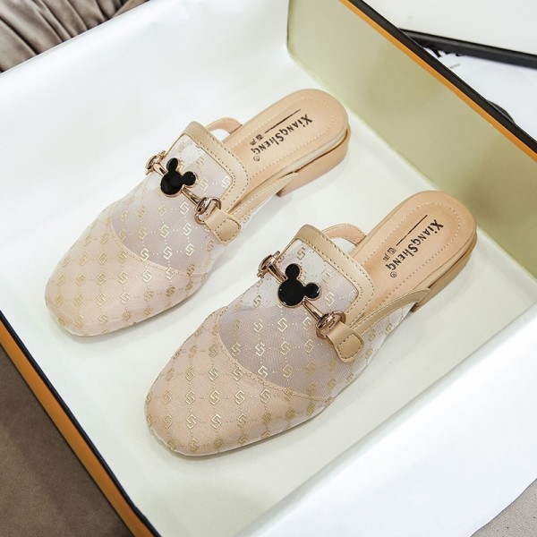 External mesh breathable flat bottomed soft soled toe slippers