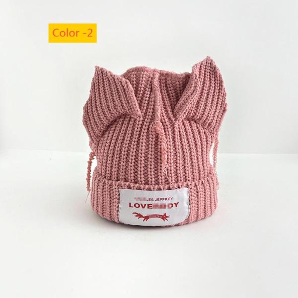 Short ear knitted yarn cap for warmth and thick knitted yarn cap