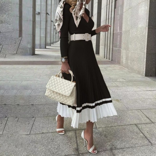 Cross V-neck knitted dress, medium length pleated skirt