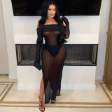 One neck split hip skirt with a see through effect