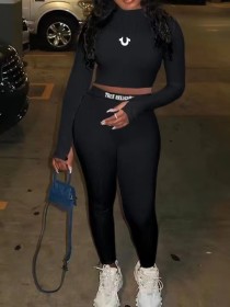 U Series Printed Long Sleeve Set