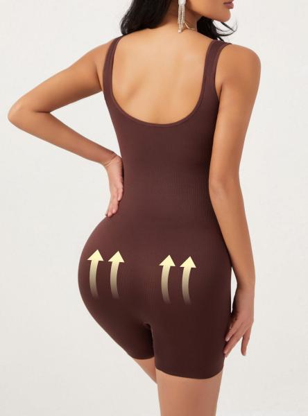 Large size abdominal shaping seamless chest support, tight fitting base, and body hugging underwear