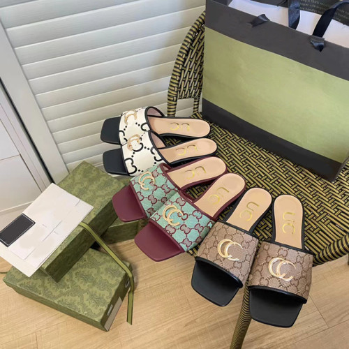 Baita flat slippers with metal buckles on the outside