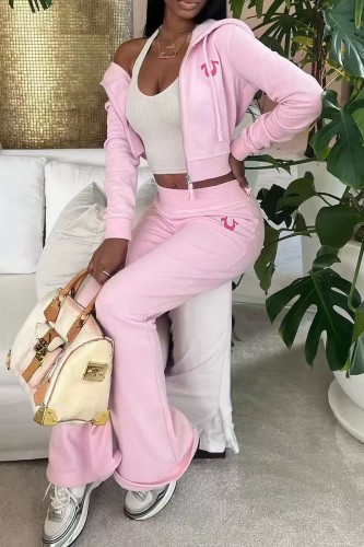 Fashion hoodie and pants set