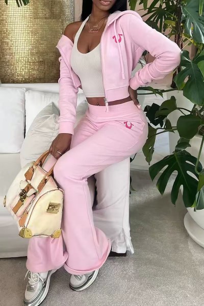Fashion hoodie and pants set