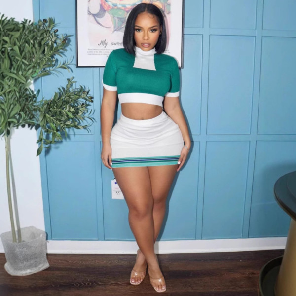 Color blocking knitted hip hugging skirt set