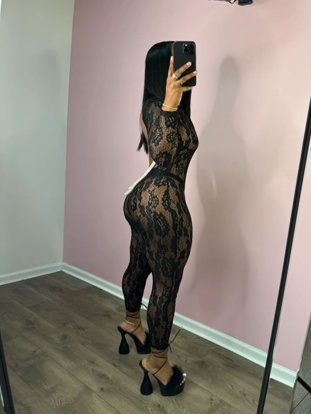 Long sleeved lace backless jumpsuit