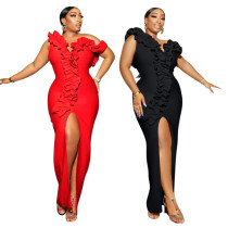 Solid color one shoulder dress Solid color one shoulder dress