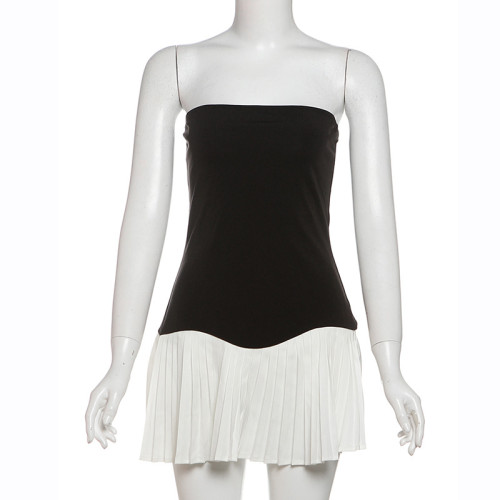 Backless strapless pleated dress