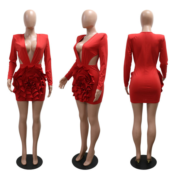 V-neck solid color dress, hip hugging long sleeved short skirt