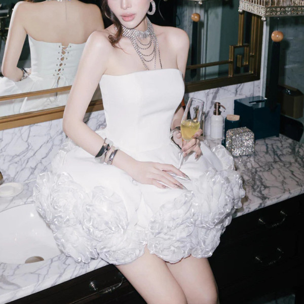 Strapless three-dimensional floral jumpsuit short skirt