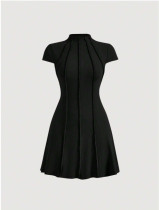 Round neck pullover, small hole strip, short sleeved jumpsuit, short skirt