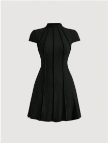 Round neck pullover, small hole strip, short sleeved jumpsuit, short skirt