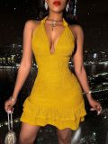 Hanging neck low cut solid color hip hugging dress