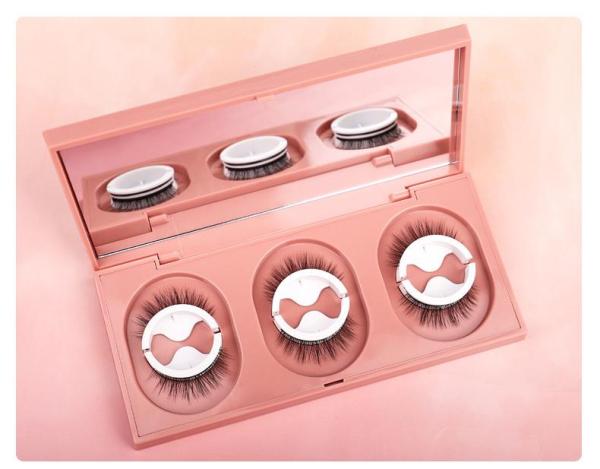 Non adhesive self-adhesive false eyelashes