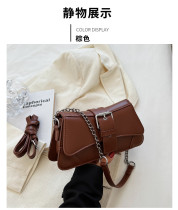 Chain armpit bag diagonal cross small square bag