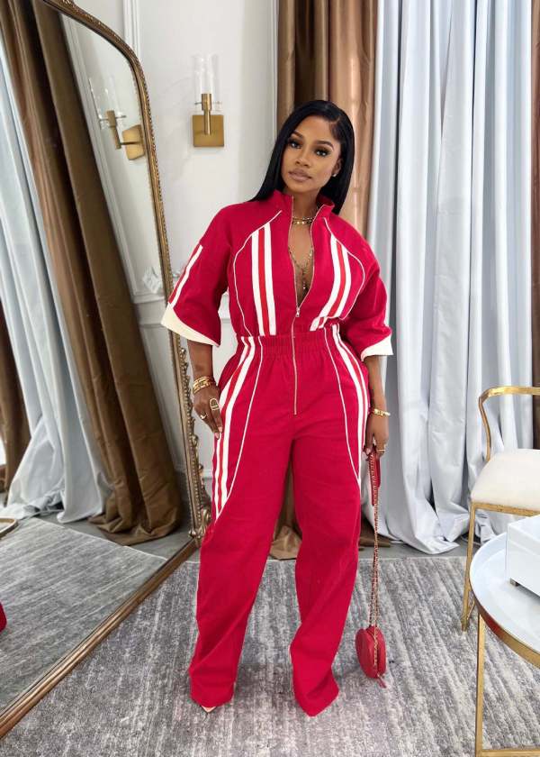 Stand up collar, shoulder down, waist cinching, zipper jumpsuit pants