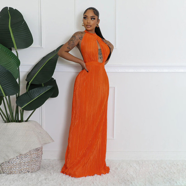 Backless dress, solid color pleated dress