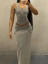 Vest and long skirt set Vest and long skirt set