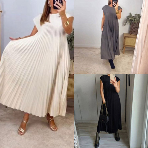 Round neck sleeveless pleated long dress