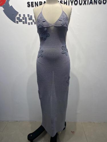 Flash yarn hook and flower patch dress, suspender dress