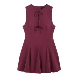 Bow shaped sleeveless dress
