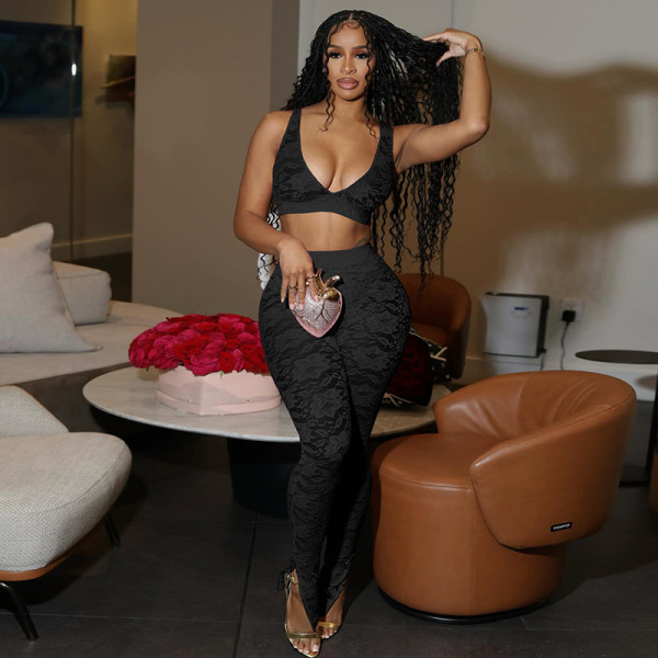 Breast wrapped patchwork lace camisole with exposed navel pants set