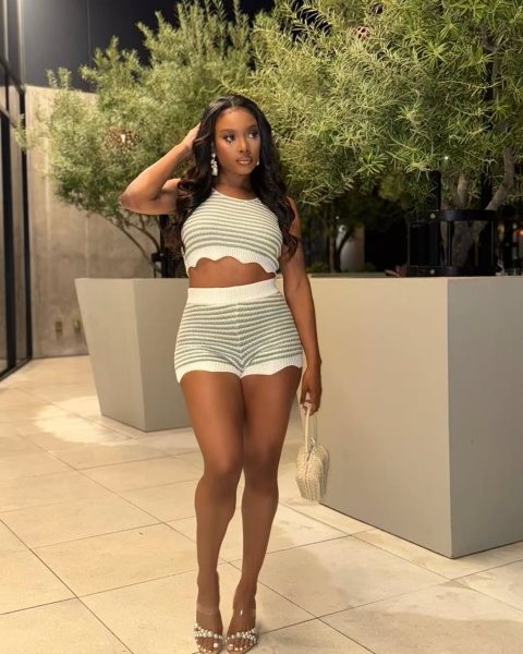 Color blocking knitted shorts short sleeved set