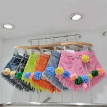 Colorful flower decorated fringed denim shorts