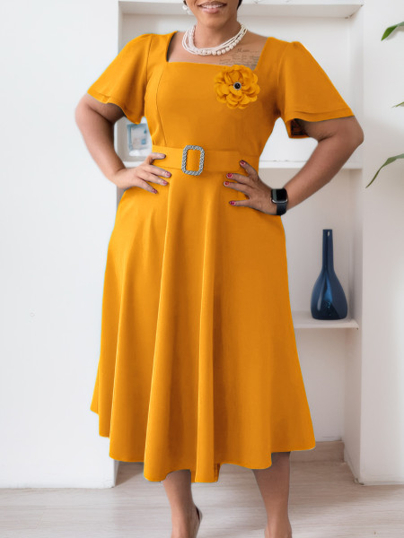 Square neck solid color high waist and large swing dress