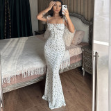 Small floral suspender dress with large swing skirt