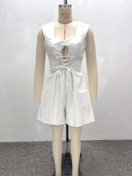 Square collar backless strap short jumpsuit