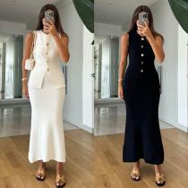 Solid color slim fit hip hugging two-piece knitted long skirt set Solid color slim fit hip hugging two-piece knitted long skirt set
