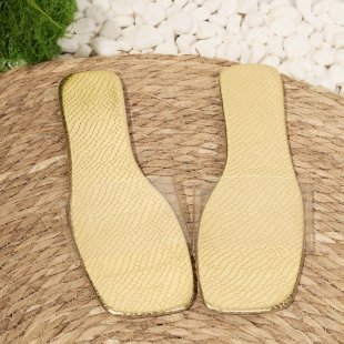 Flat bottomed women's shoes, comfortable and versatile beach sandals