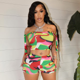 Colorful printed one shoulder strap top, tight shorts two-piece set