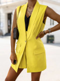 Medium to long vest cardigan with a lapel collar, professional suit jacket