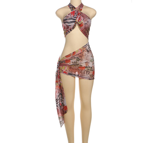 Digital printed sleeveless dress with exposed navel and wrapped buttocks