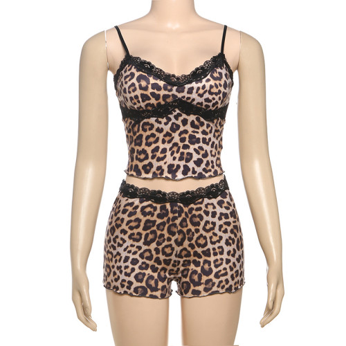 Leopard print suspender shorts set