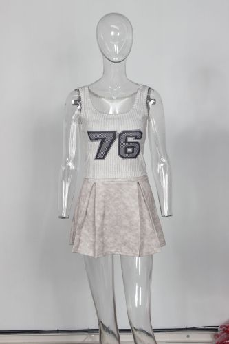 Letter pit stripe tight fitting short vest top pleated short skirt set