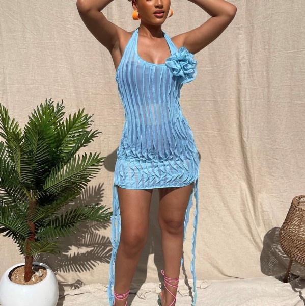 Hanging neck pleated flower dress