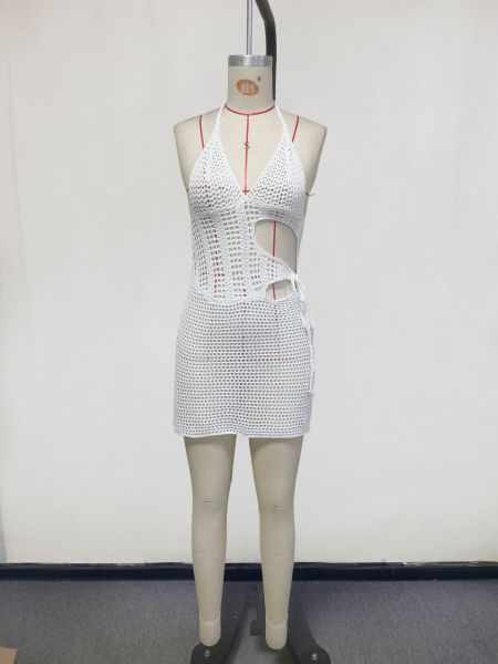 Knitted chest hugging hollow out backless knitted hip hugging dress