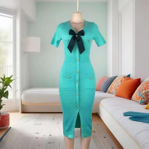 V-neck bow short sleeved button knit slit dress